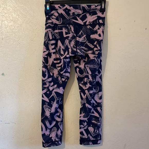 Lululemon cropped leggings - Picture 6 of 9